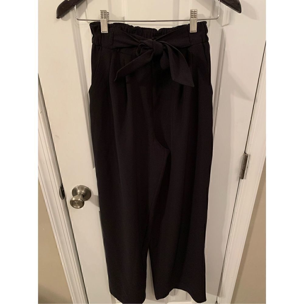 Lululemon black high waisted pants with pockets no size tag fits 0-2